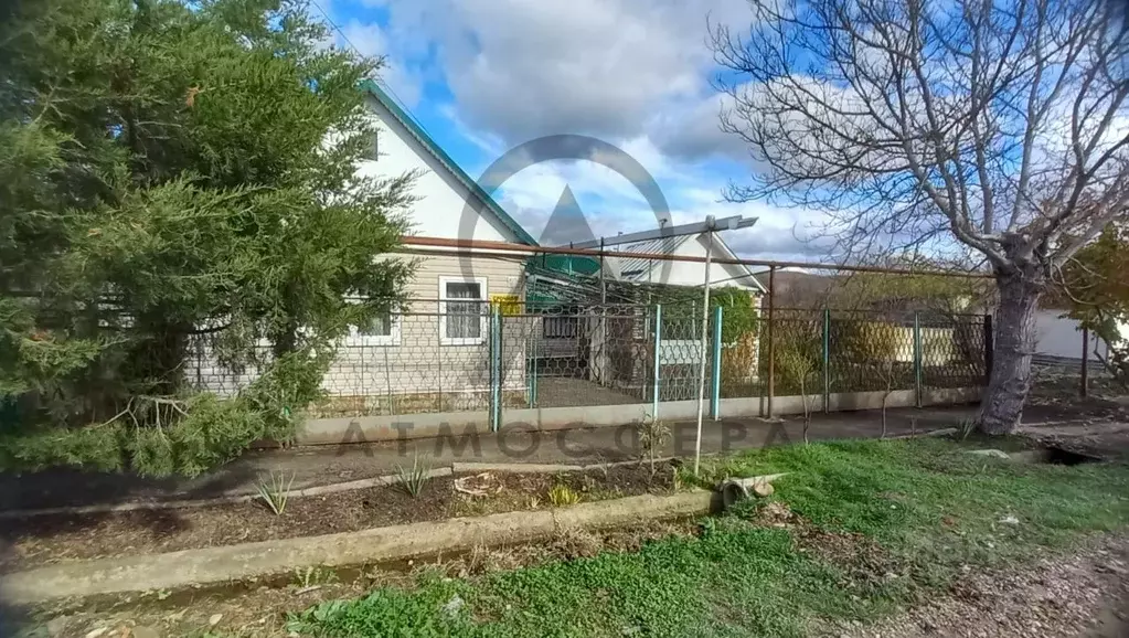 Дом в Краснодарский край, Хадыженск Апшеронский район, ул. Чапаева (42 ... - Фото 1