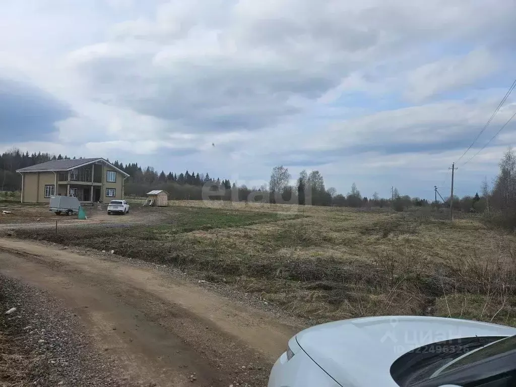 Участок в Вологодская область, пос. Уткино ул. Центральная (20.0 сот.) - Фото 1