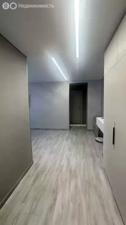 3-комнатная квартира: Стерлитамак, улица Худайбердина, 27 (68 м) - Фото 2