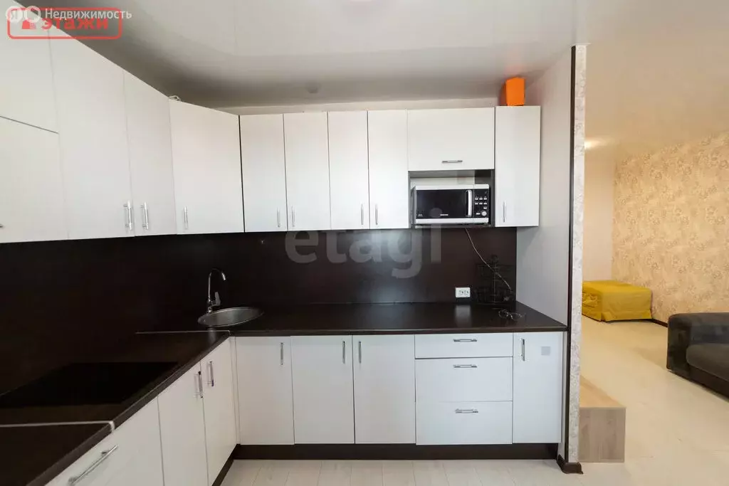 Квартира-студия: Петрозаводск, улица Петрова, 27 (37 м) - Фото 1