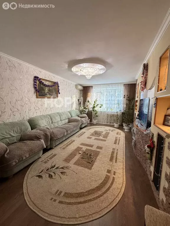 3-комнатная квартира: Октябрьский, улица Фрунзе, 9/1 (79.3 м) - Фото 1