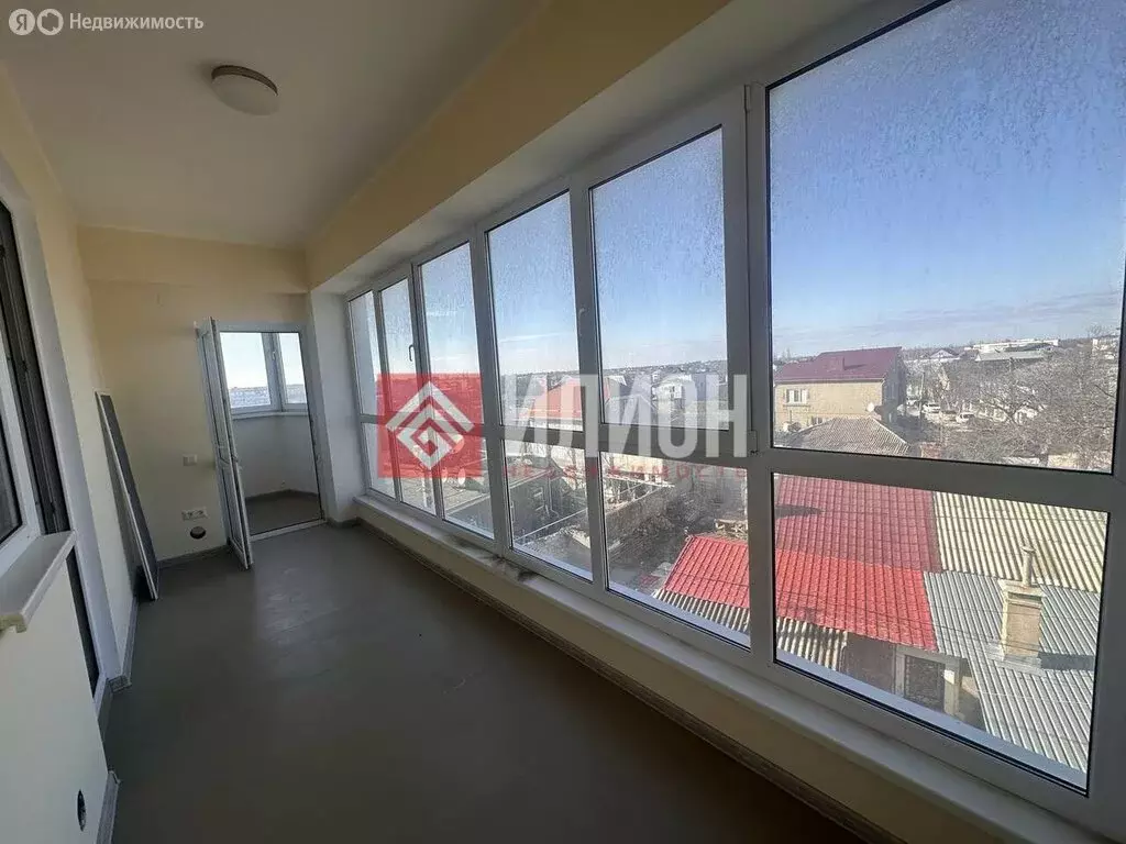 1-комнатная квартира: Саки, Ветеринарный переулок, 3 (49.7 м) - Фото 0