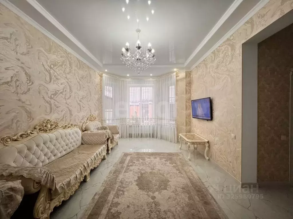 Дом в Ростовская область, Таганрог 14-й пер. (200 м) - Фото 1