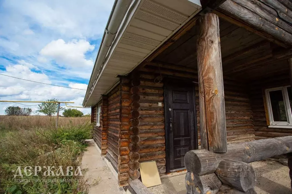 Дом в Белгородская область, Старооскольский городской округ, с. ... - Фото 1