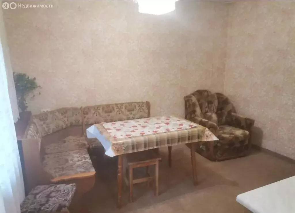 2-комнатная квартира: Саратов, Вольская улица, 13 (55.5 м) - Фото 1