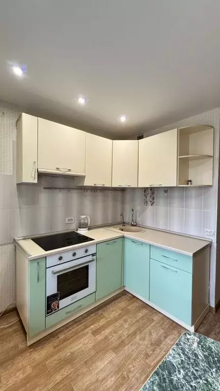 3-к кв. Коми, Сыктывкар ул. Морозова, 170 (55.8 м) - Фото 0