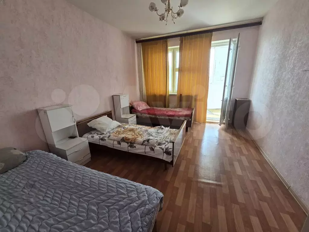 2-к. квартира, 65 м, 9/9 эт. - Фото 0