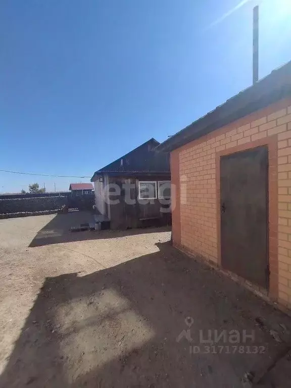 Дом в Амурская область, Благовещенский район, с. Владимировка ... - Фото 1