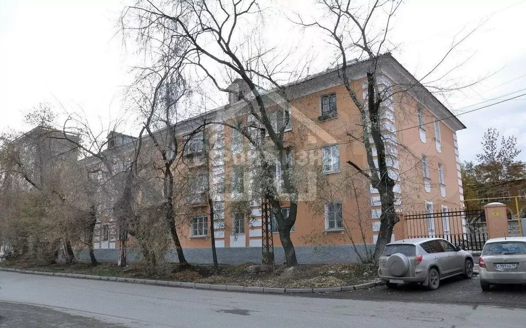 Комната 15 м в 1-к., 3/3 эт. - Фото 0