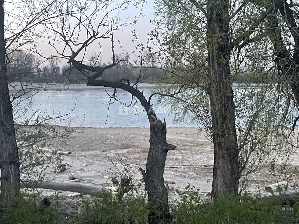 Участок в посёлок городского типа Тлюстенхабль, улица Гидростроителей ... - Фото 0