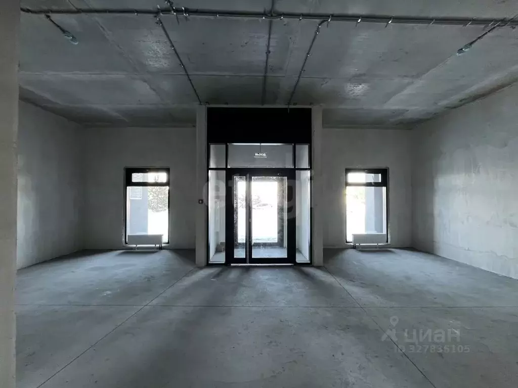 Помещение свободного назначения в Тюменская область, Тюмень ул. ... - Фото 1