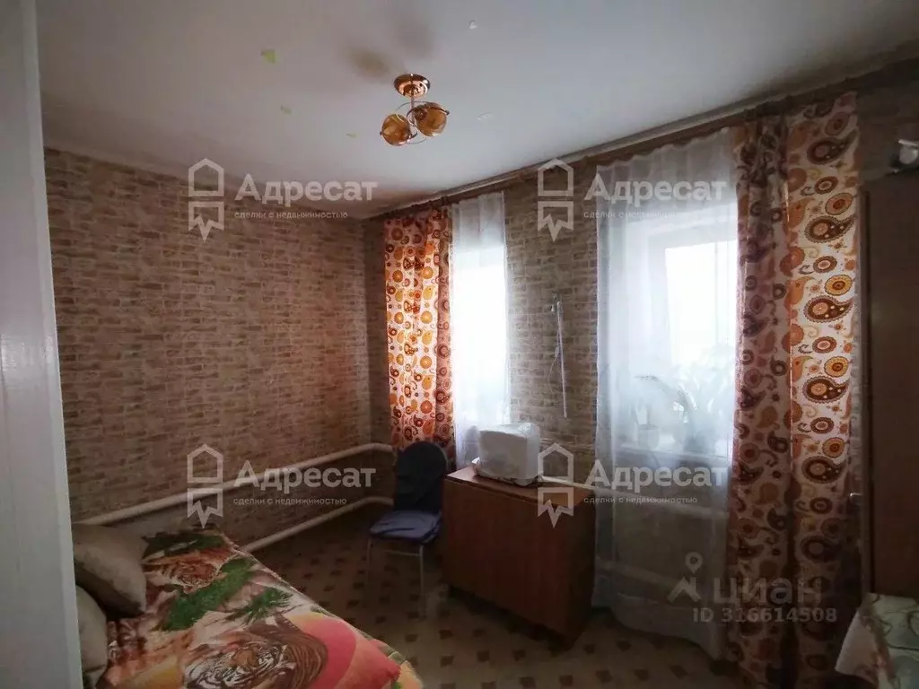 Дом в Волгоградская область, Волгоград Чирская ул. (55 м) - Фото 0