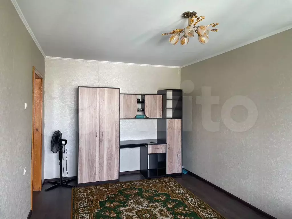 1-к. квартира, 30 м, 9/9 эт. - Фото 0