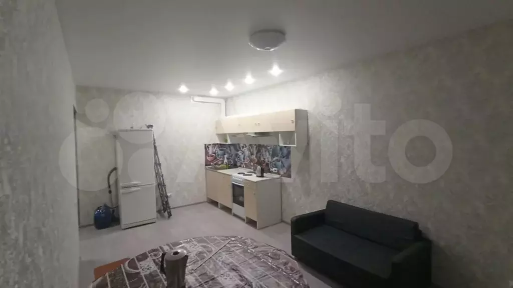 2-к. квартира, 60 м, 7/17 эт. - Фото 1