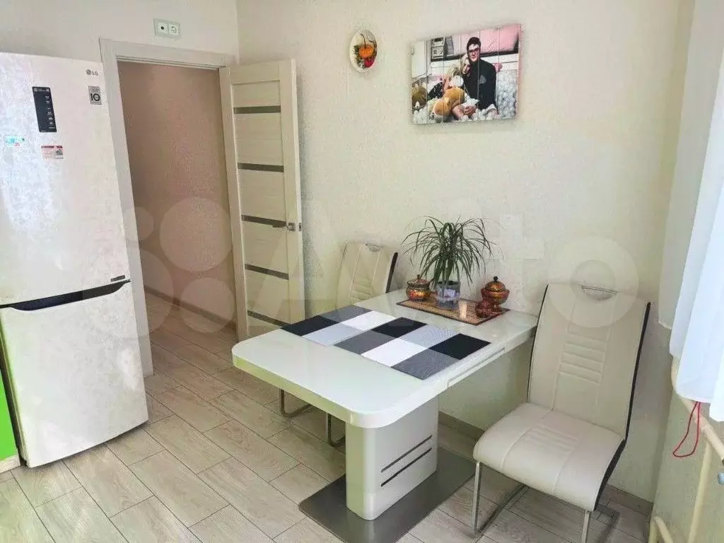 1-к. квартира, 40 м, 5/17 эт. - Фото 1