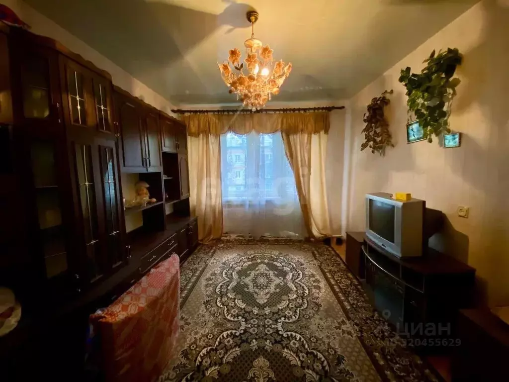 2-к кв. Псковская область, Порхов просп. Ленина, 104 (48.8 м) - Фото 2