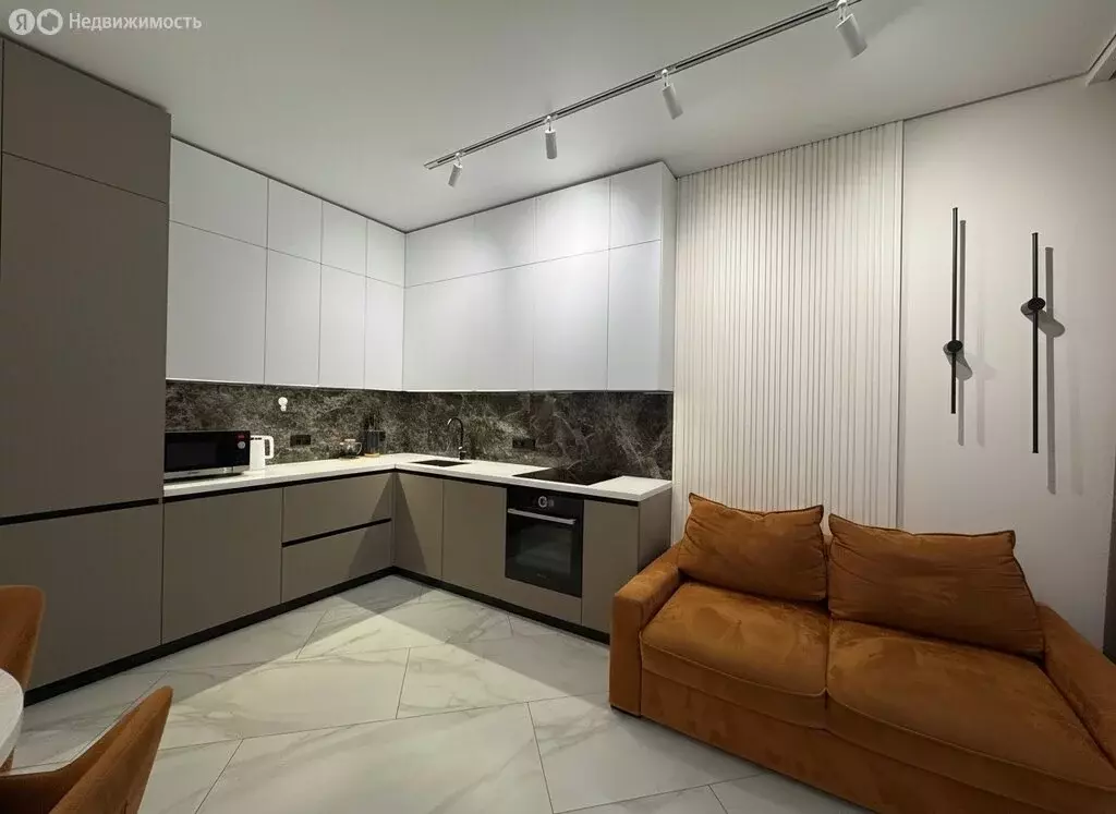 2-комнатная квартира: Москва, бульвар Братьев Весниных, 2 (81 м) - Фото 1