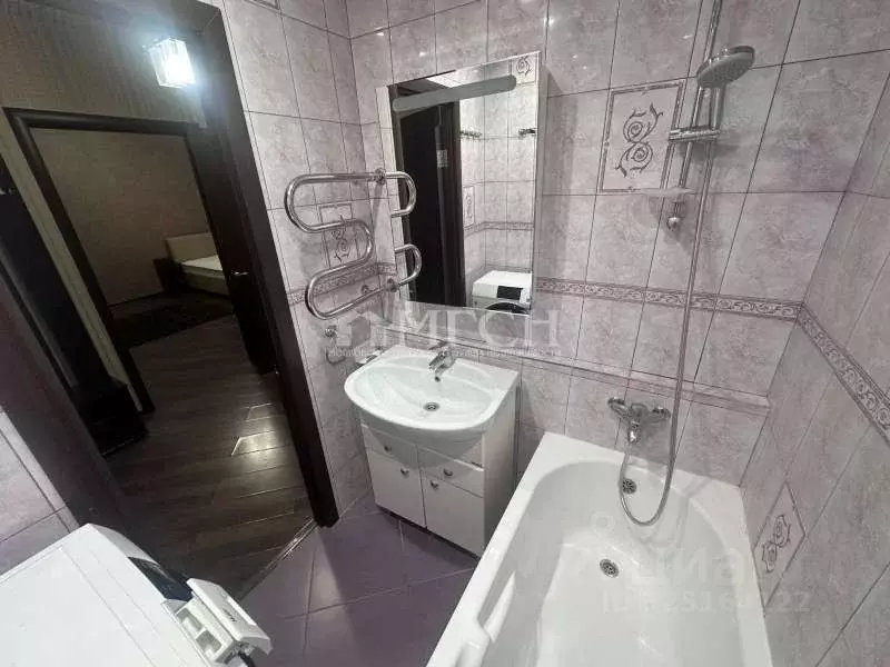 1-к кв. Московская область, Химки Сходня мкр, пер. 2-й Чапаевский, 4 ... - Фото 1