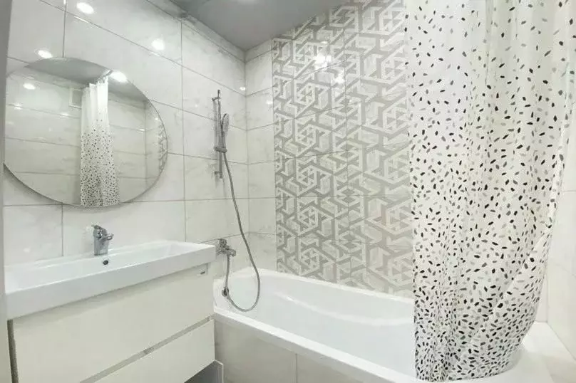 1-к кв. Татарстан, Казань ул. Рауиса Гареева, 105Б (40.0 м) - Фото 1