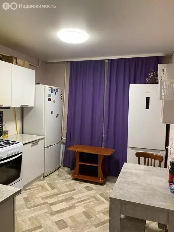 2-комнатная квартира: Старая Русса, улица Красных Командиров (50.8 м) - Фото 1