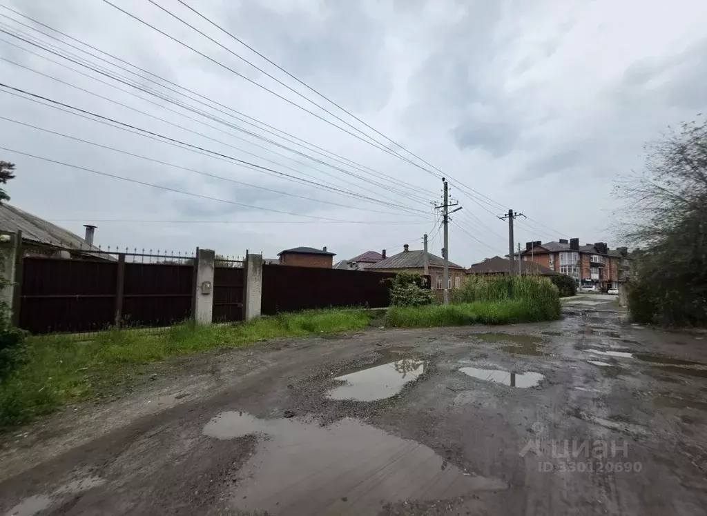 Участок в Ростовская область, Батайск Огородная ул., 67 (10.2 сот.) - Фото 0