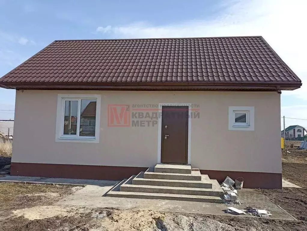 Дом в Белгородская область, Старооскольский городской округ, с. ... - Фото 1