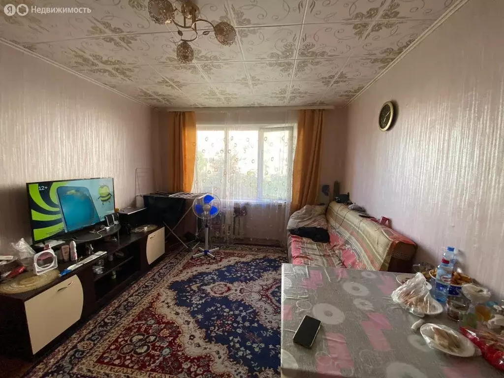 1к в 4-комнатной квартире (18 м) - Фото 1