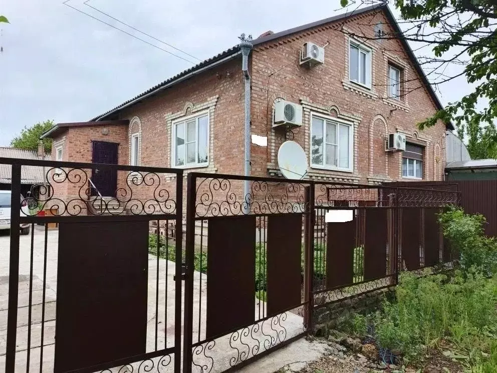 4-к кв. Ростовская область, Сальск Стартовая ул., 10 (215.0 м) - Фото 1