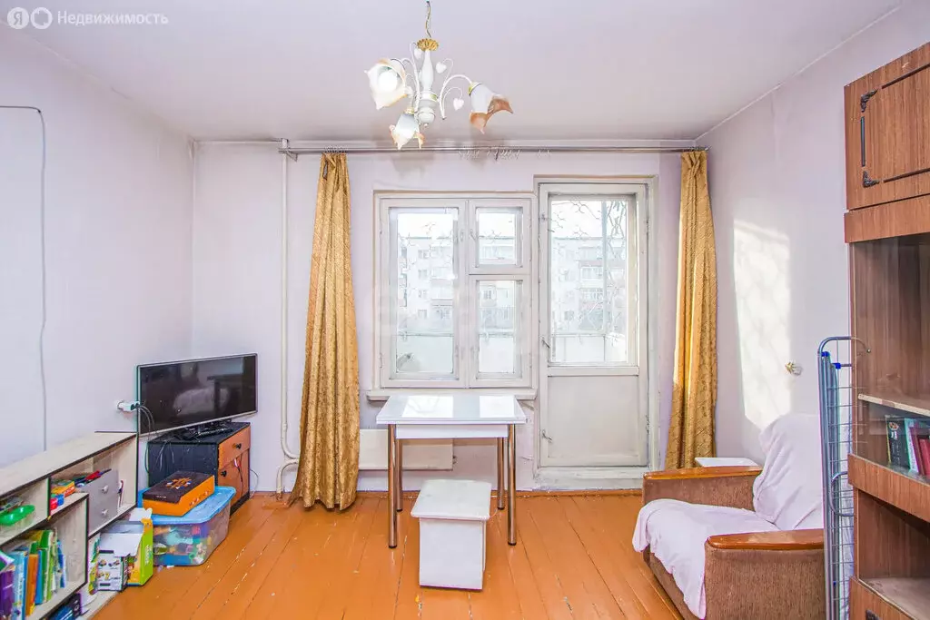 2-комнатная квартира: Улан-Удэ, улица Павлова, 57 (48.7 м) - Фото 1