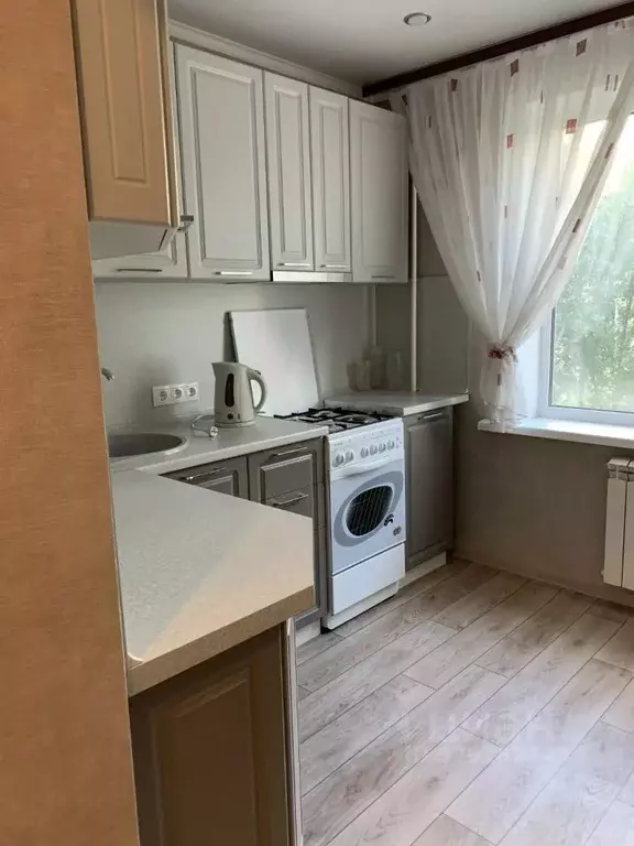 2-к кв. Татарстан, Казань ул. Адоратского, 36 (50.3 м) - Фото 2