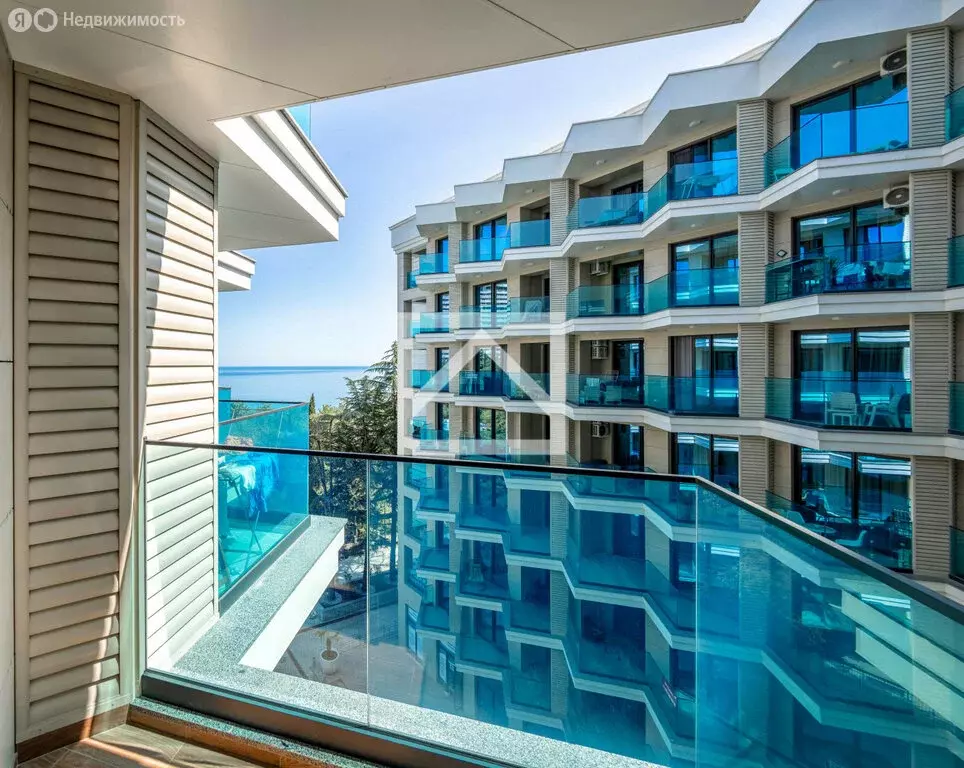 2-комнатная квартира: Ялта, улица Дражинского, 48 (50 м) - Фото 1