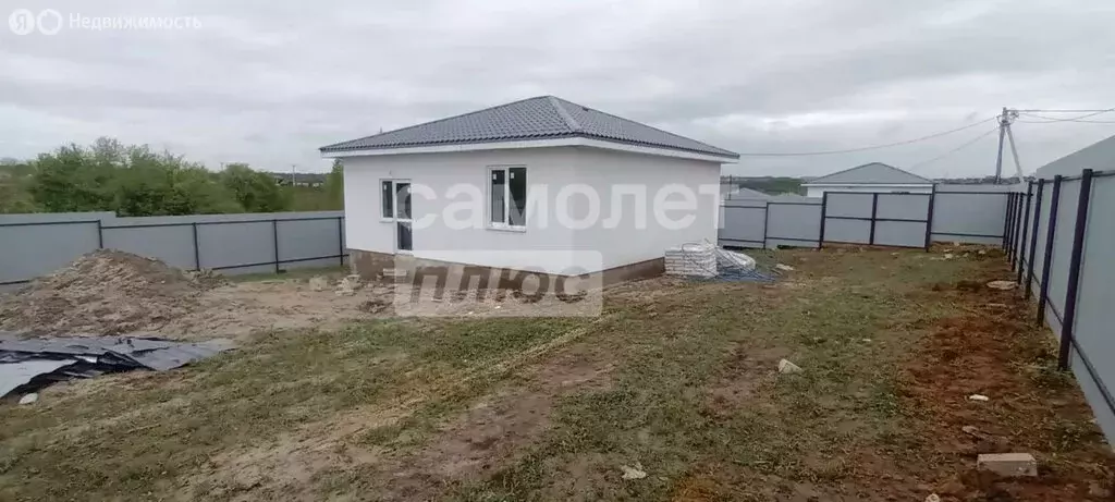 Дом в Курский район, Моковский сельсовет (64 м) - Фото 1
