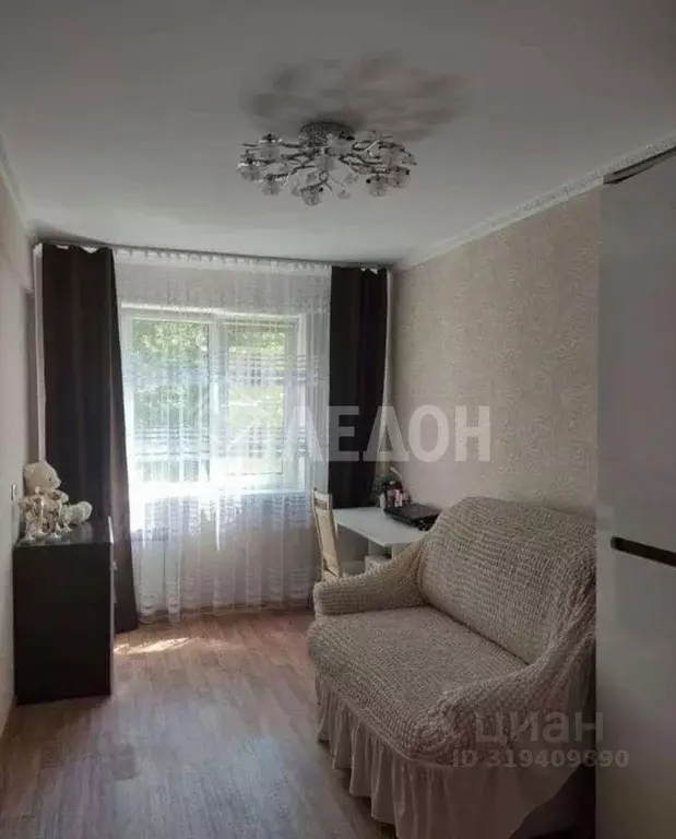 3-к кв. Омская область, Омск ул. 21-я Амурская, 14В (64.0 м) - Фото 0