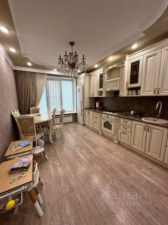 2-к кв. Кабардино-Балкария, Нальчик ул. Шарданова (75.0 м) - Фото 1