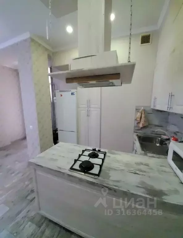 1-к кв. Краснодарский край, Геленджик Крымская ул., 19к10 (43.0 м) - Фото 1