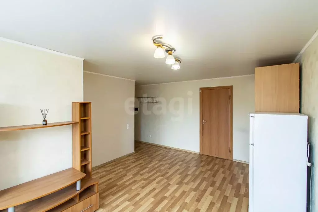 2-к кв. Тюменская область, Тюмень ул. Республики, 186 (42.4 м) - Фото 0