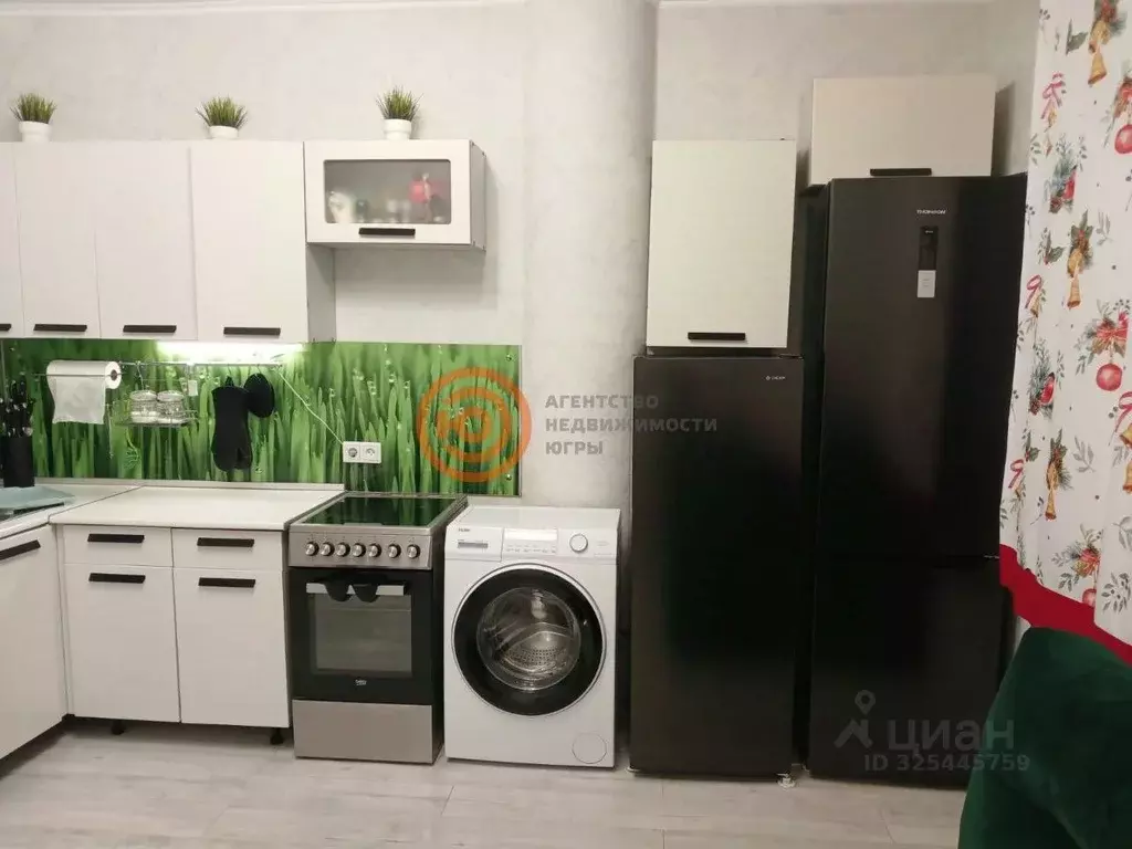 2-к кв. Тюменская область, Тюмень ул. 50 лет ВЛКСМ, 13к1 (80.0 м) - Фото 2