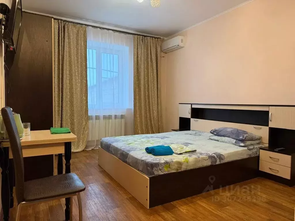 Комната Астраханская область, Астрахань ул. Челюскинцев, 40/10 - Фото 2