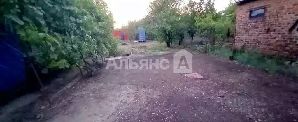 Дом в Ростовская область, Донецк ул. Комарова (75 м) - Фото 1