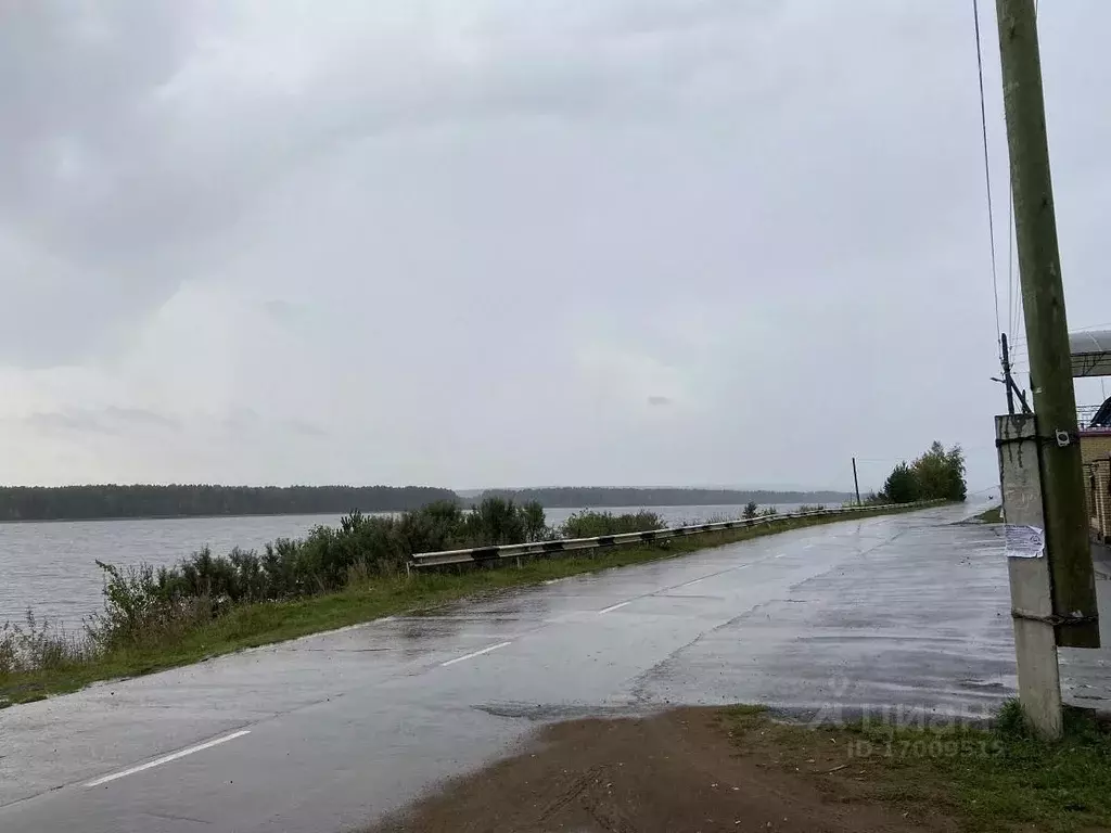 Дом в Пермский край, Нытвенский городской округ, Новоильинский рп ул. ... - Фото 1