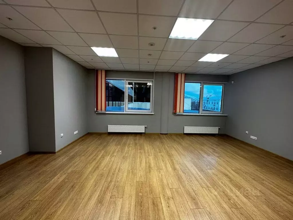 Офис в Свердловская область, Екатеринбург ул. Чернышевского, 7 (208 м) - Фото 1