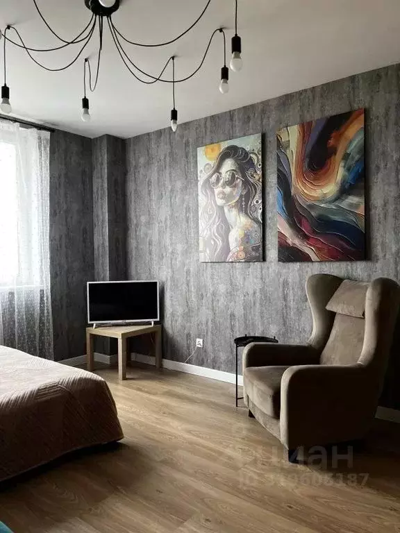 Студия Свердловская область, Екатеринбург пер. Утренний, 7 (36.0 м) - Фото 1