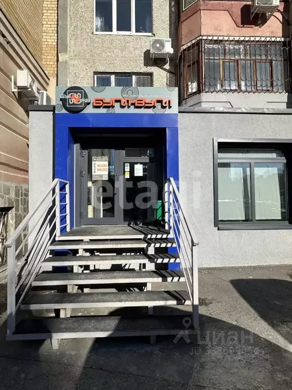 Помещение свободного назначения в Тюменская область, Тюмень 6-й мкр, ... - Фото 0