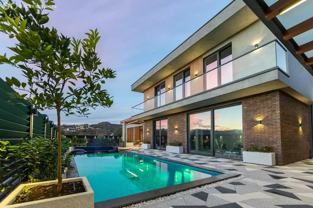 Дом в Сочи, Виноградная улица, 2В (220 м) - Фото 2