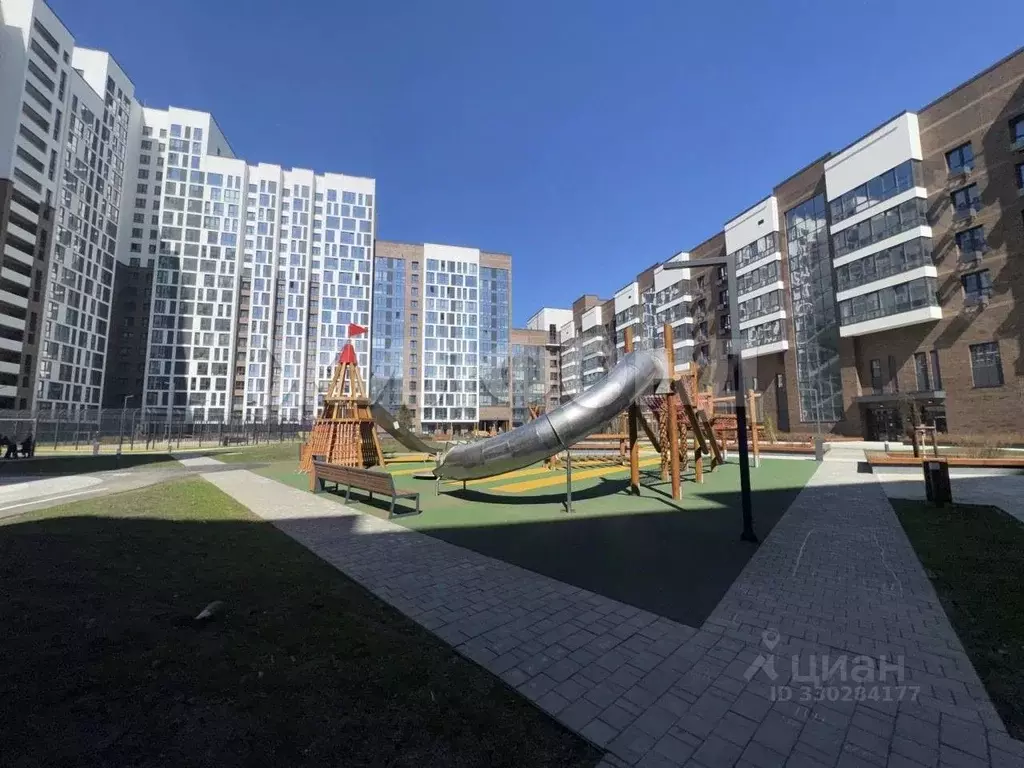 3-к кв. Алтайский край, Барнаул просп. Строителей, 18к1 (70.9 м) - Фото 1