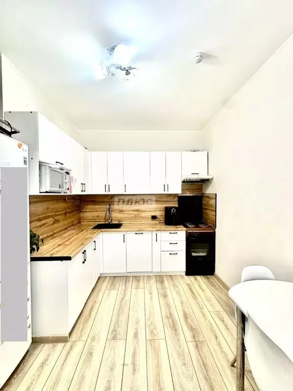 2-к кв. Ямало-Ненецкий АО, Ноябрьск Магистральная ул., 121 (54.5 м) - Фото 1