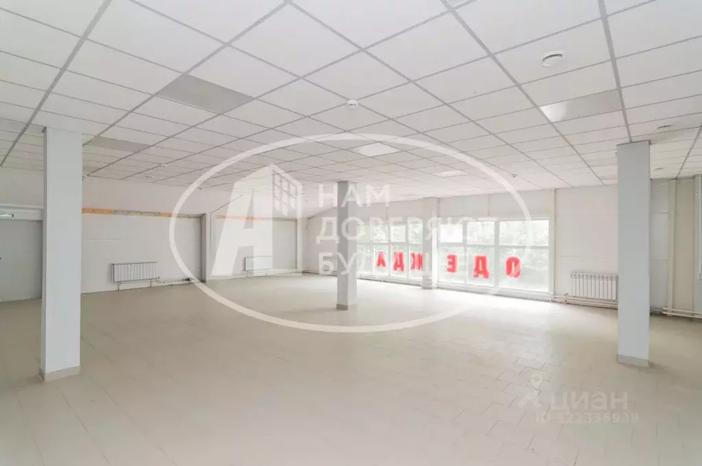 Торговая площадь в Пермский край, Пермь ул. Левченко, 9 (123 м) - Фото 1