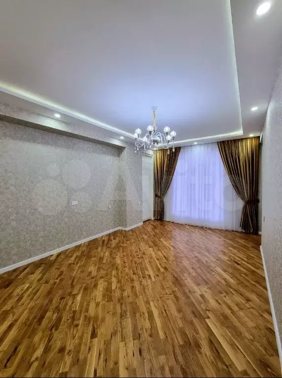 1-к. квартира, 54 м, 3/14 эт. - Фото 0