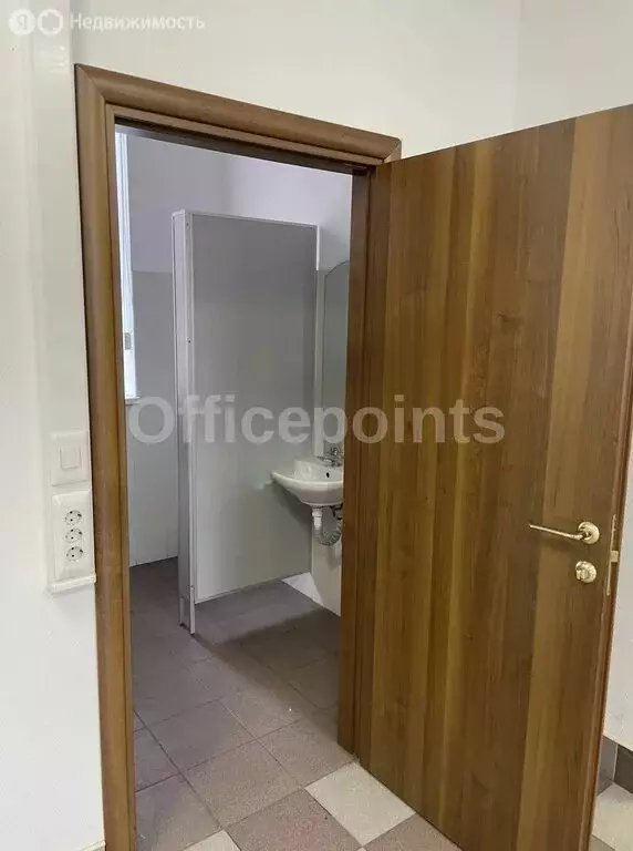 Офис (240.1 м) - Фото 1