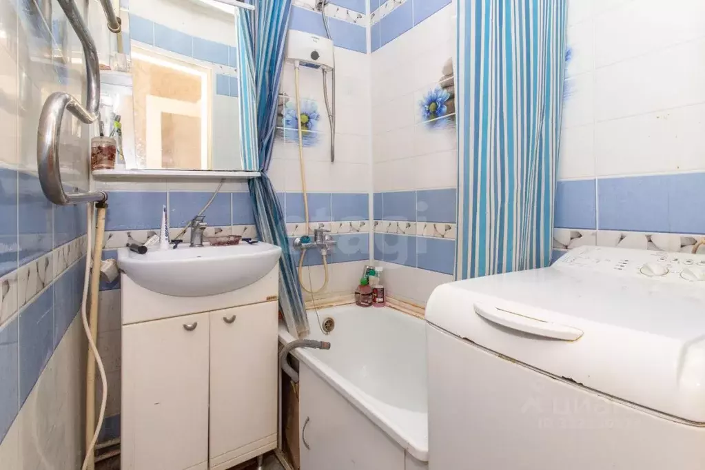 3-к кв. Тюменская область, Тобольск ул. Знаменского, 62А (51.5 м) - Фото 1